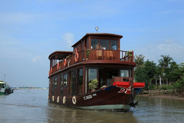 Dragon Eyes Mekong Delta