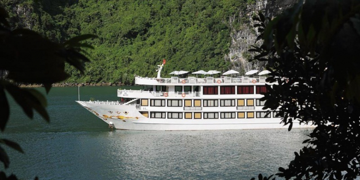 Starlight Cruise Halong Bay