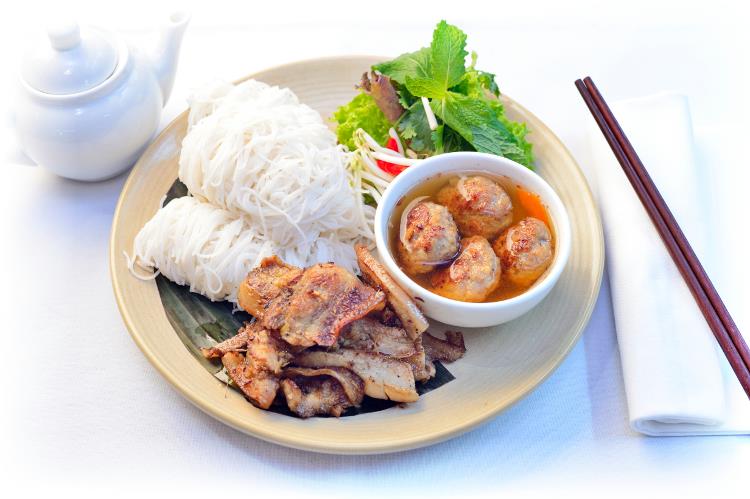 Bun Cha Hanoi | ALO Travel Asia