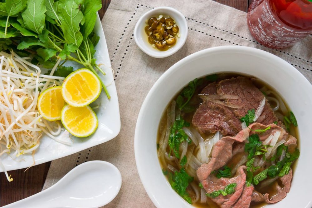 pho-tai-nam-vietnamese-noodle-soup-recipe-1024x1024