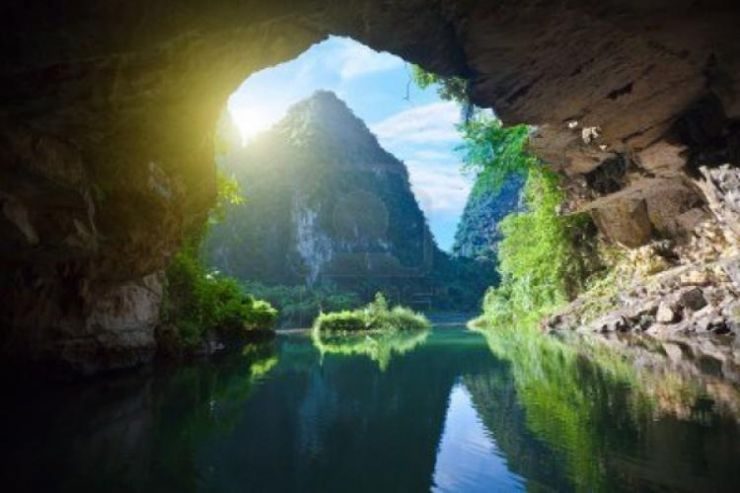 CONQUER 4.5KM OF PHONG NHA CAVE