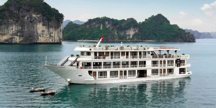 Alisa Cruise Halong