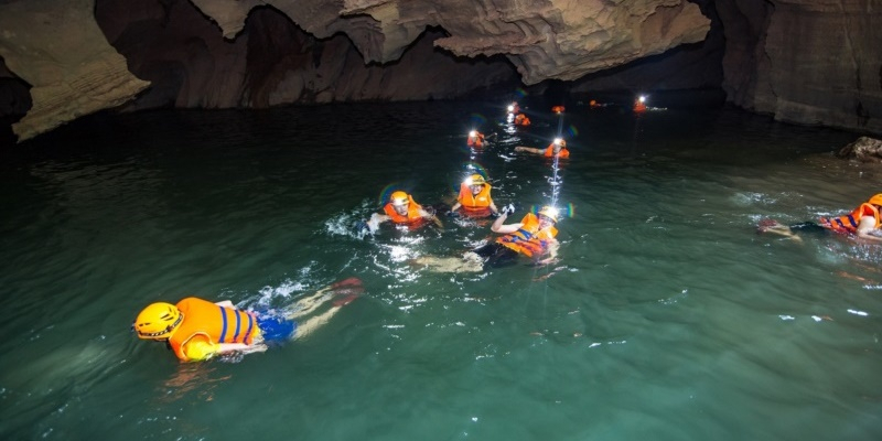 2D1N Adventure Tour in Hang Vom Cave