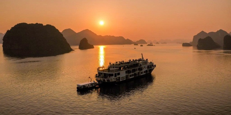 Mon Chéri Cruise